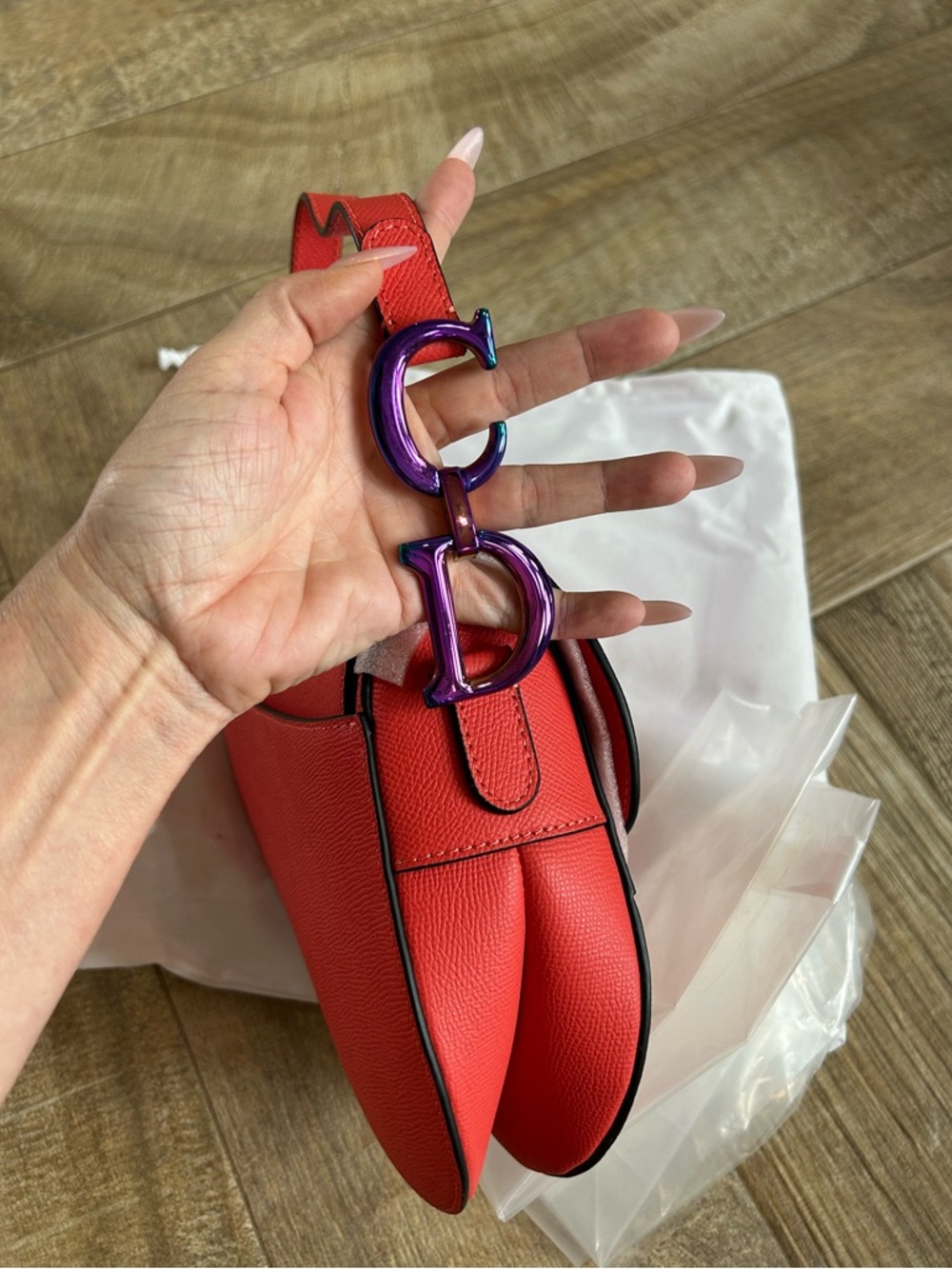 Dior Saddle Bag coral with Iridescent Hardware - Picture 2 of 7